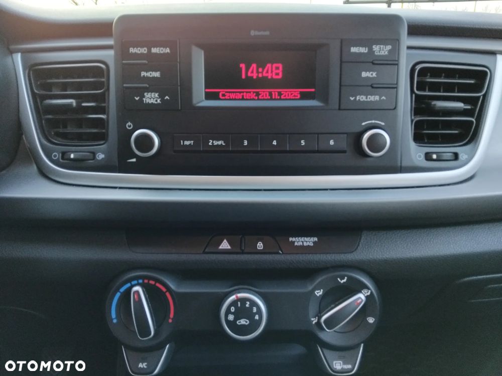 Kia Rio 1.2 M - 14