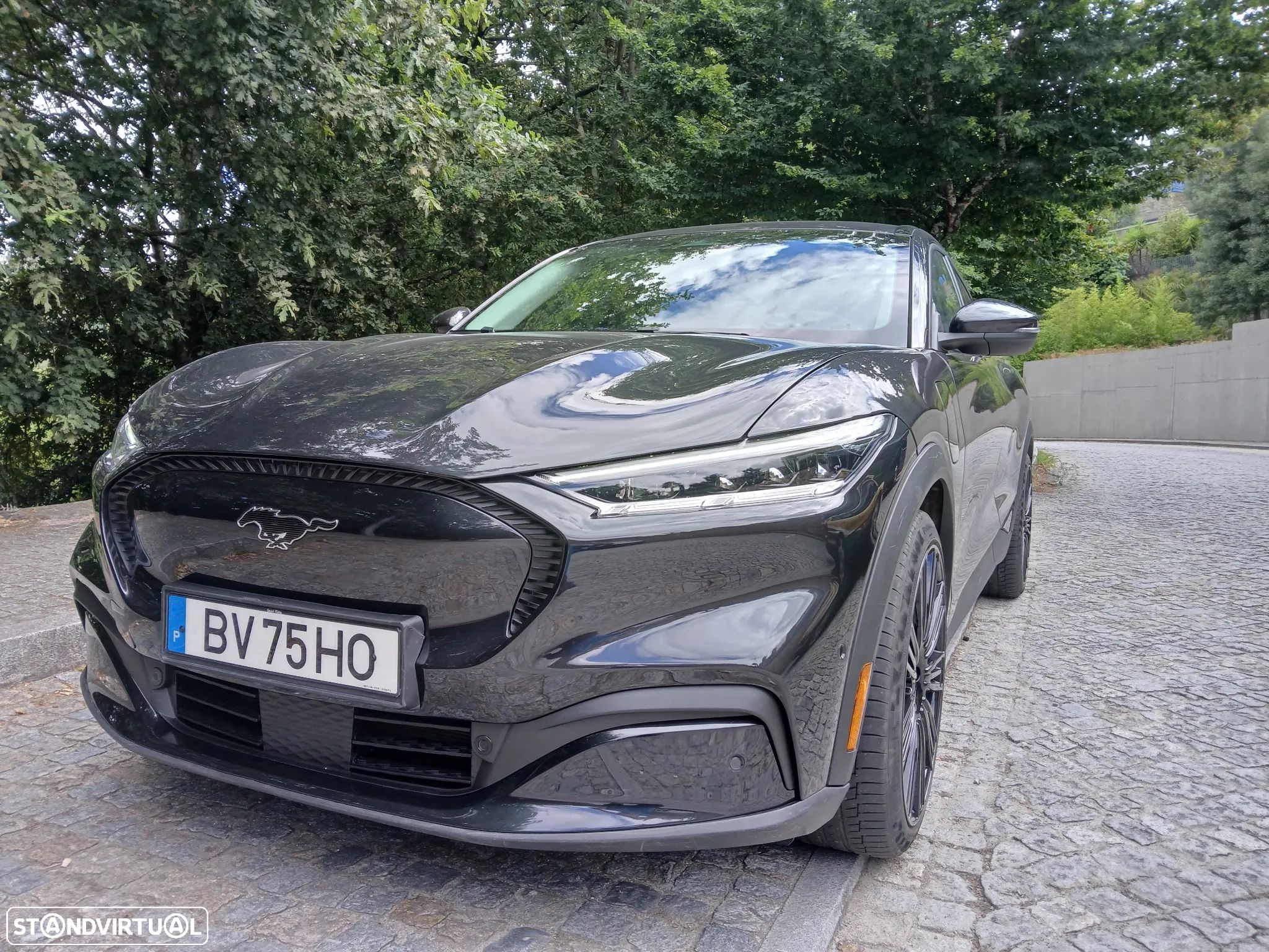 Ford Mustang Mach-E 75.7 kWh Premium AWD - 1
