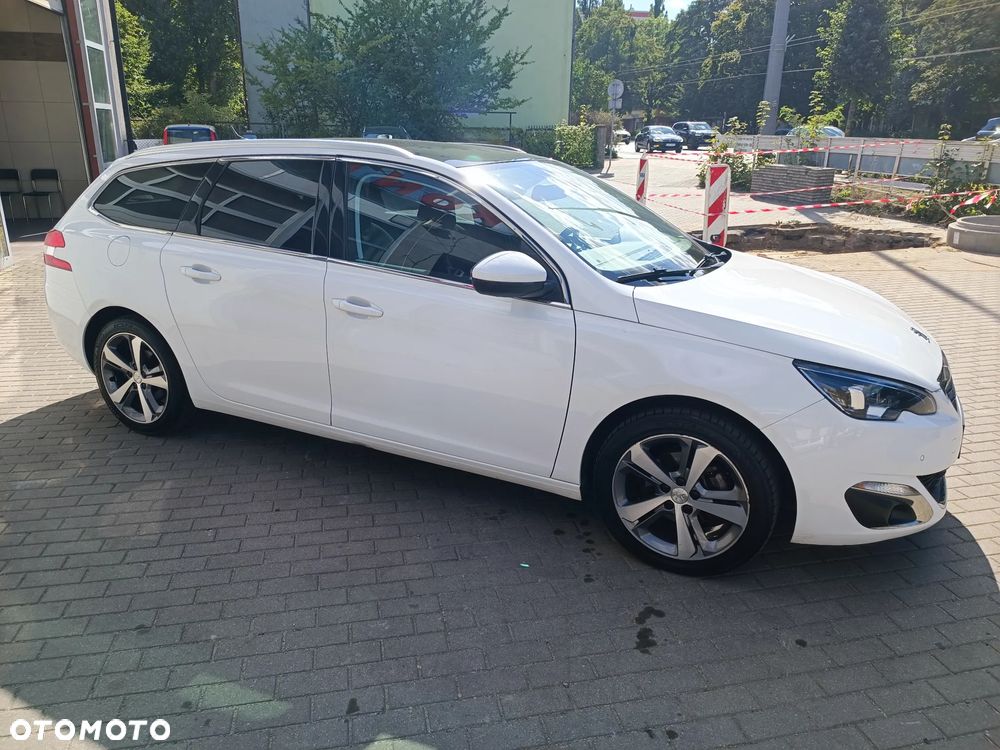 Peugeot 308 130 e-THP Stop & Start Allure - 11