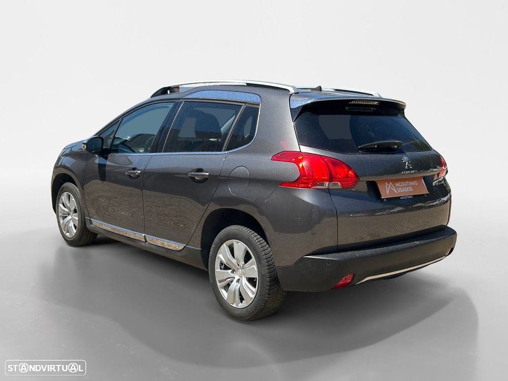 Peugeot 2008 1.2 PureTech Allure - 3