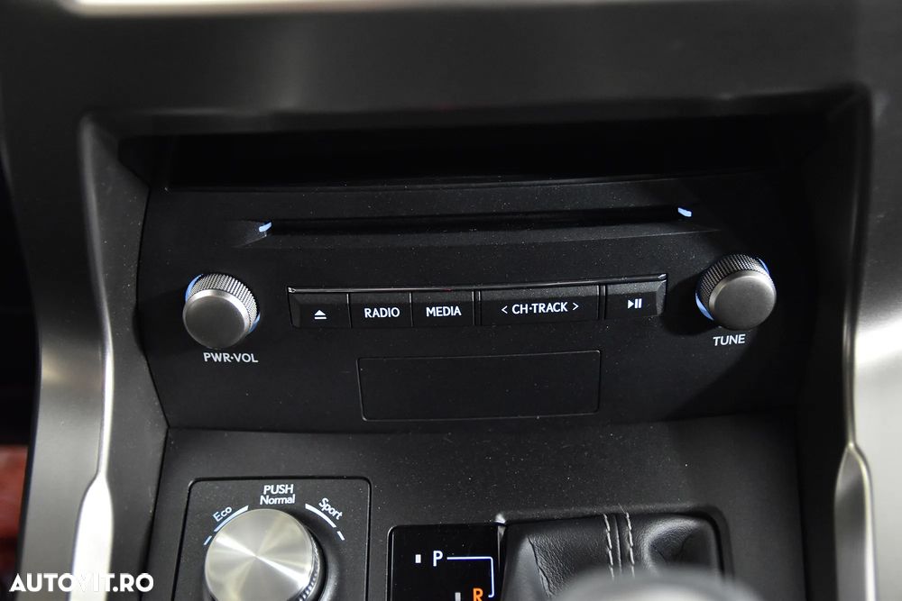 Lexus Seria NX 300h - 18