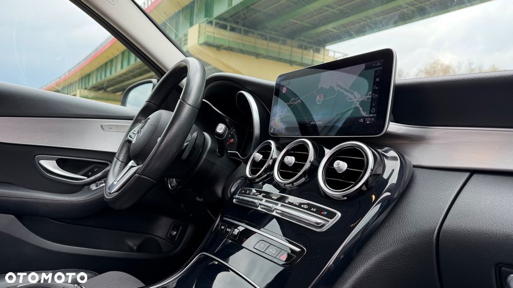 Mercedes-Benz Klasa C 200 d 9G-TRONIC - 17