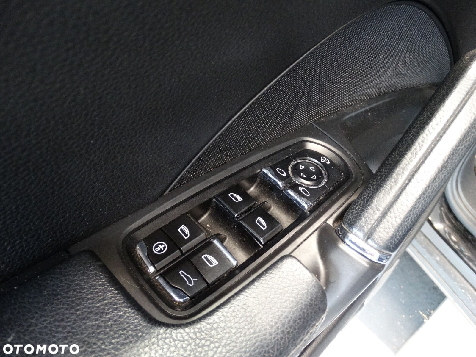 Porsche Cayenne - 13