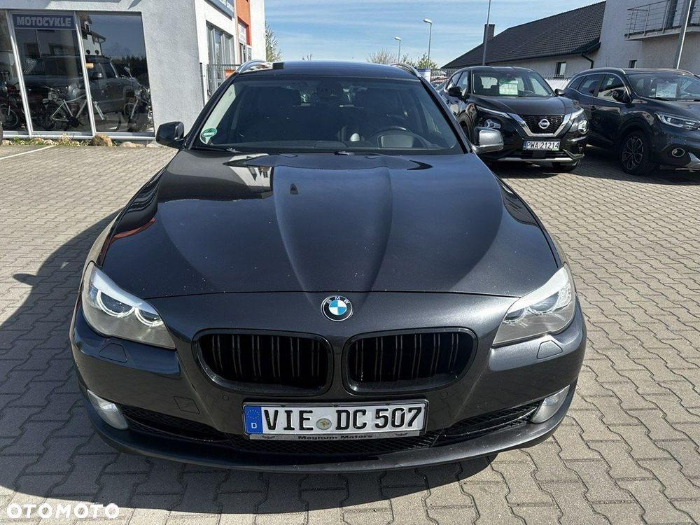 BMW Seria 5 530d Touring - 5