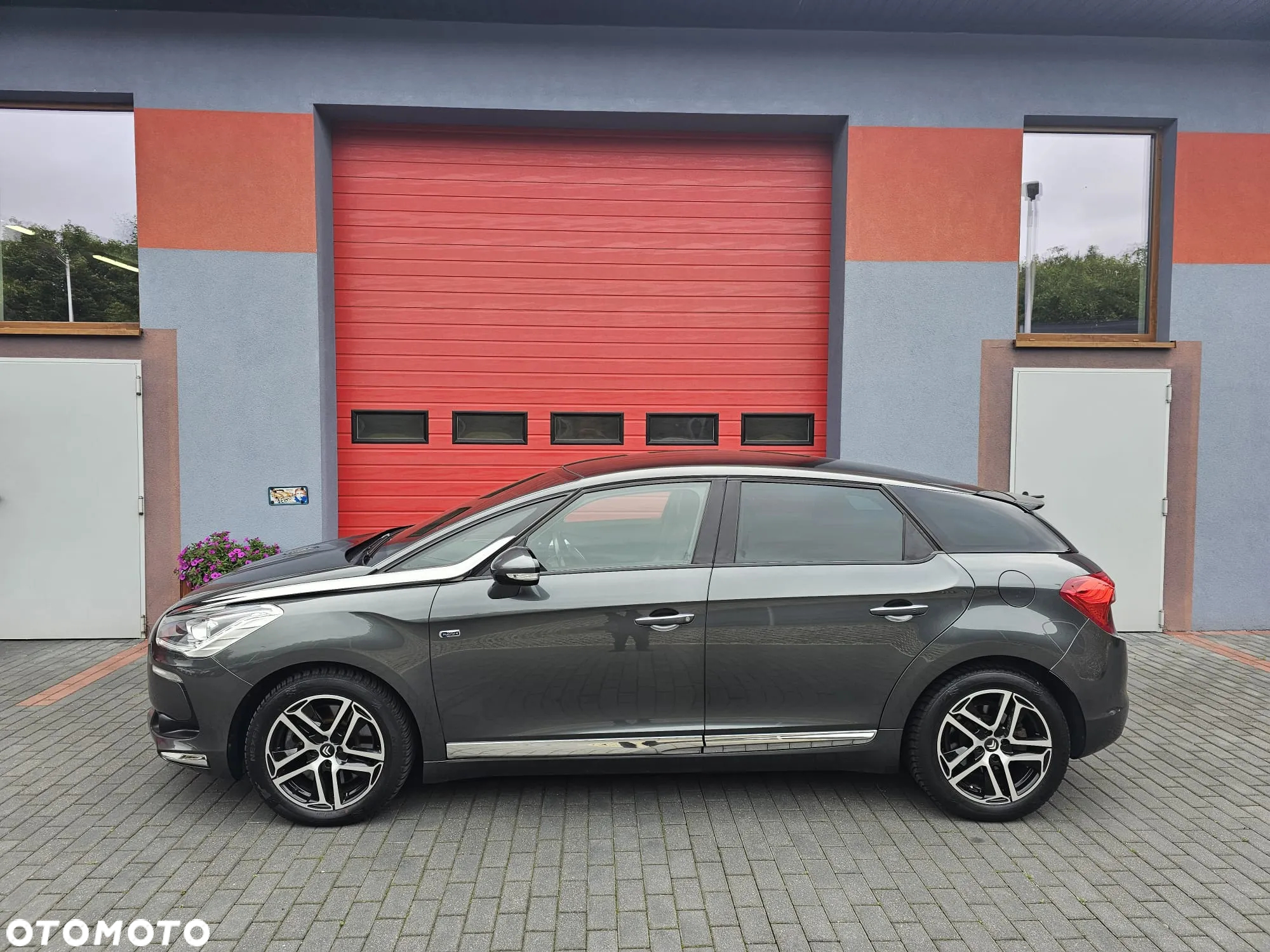 Citroën DS5 HDi 165 SportChic - 14