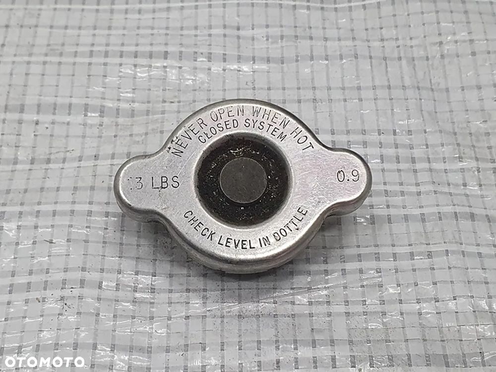 Korek chłodnicy do Suzuki Vitara/Samurai/Jimny - 1