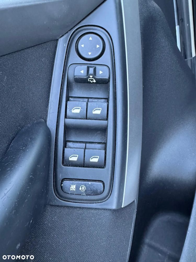 Citroën C4 Picasso 1.6 HDi FAP Exclusive - 17