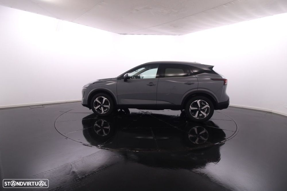 Nissan Qashqai 1.3 DIG-T N-Connecta LED Xtronic - 3