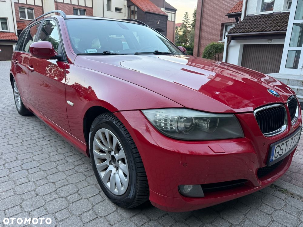 BMW Seria 3 320i - 3