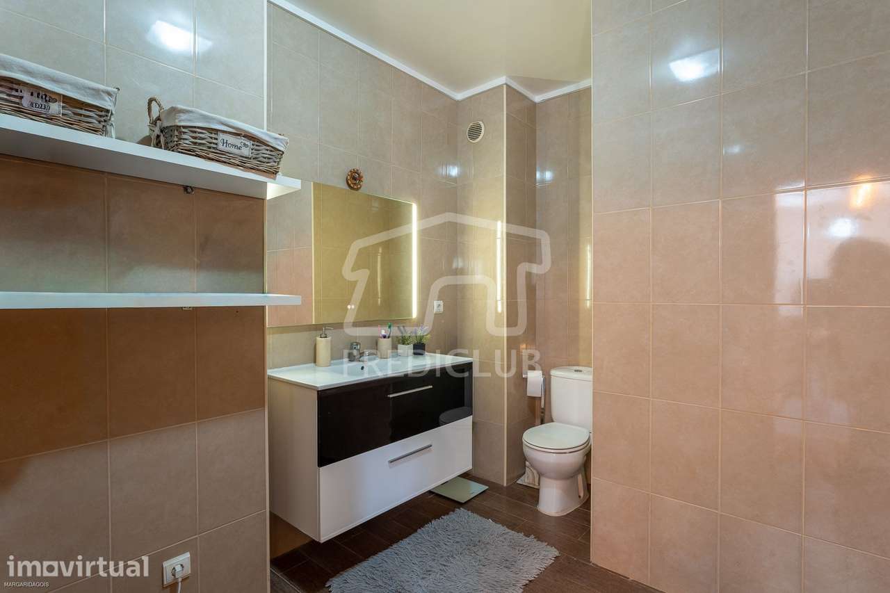 Apartamento T2 último piso - Reis Magos - Grande imagem: 5/15