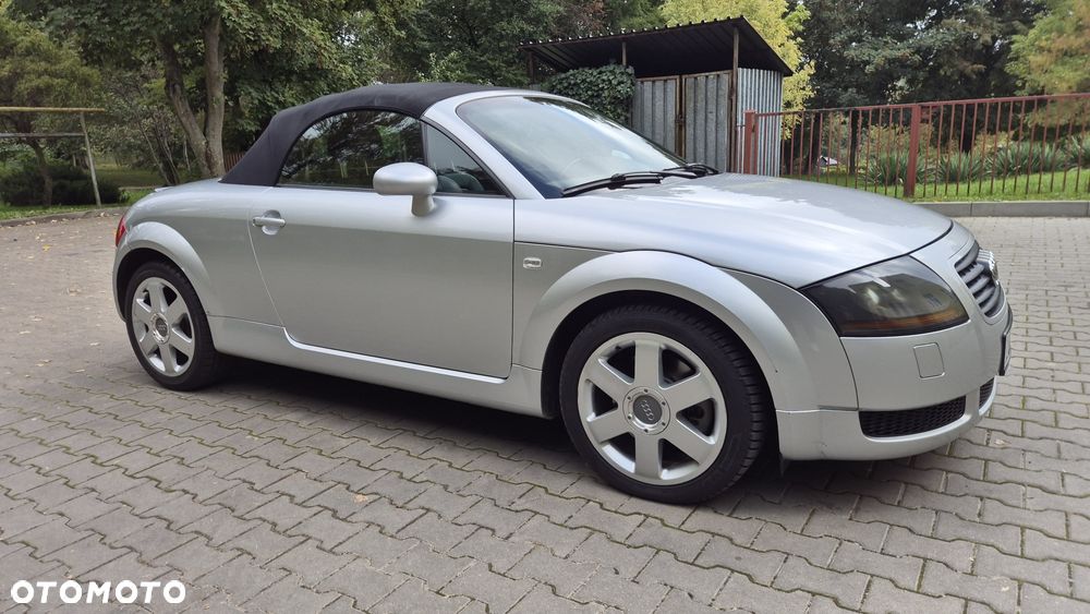 Audi TT Roadster - 3