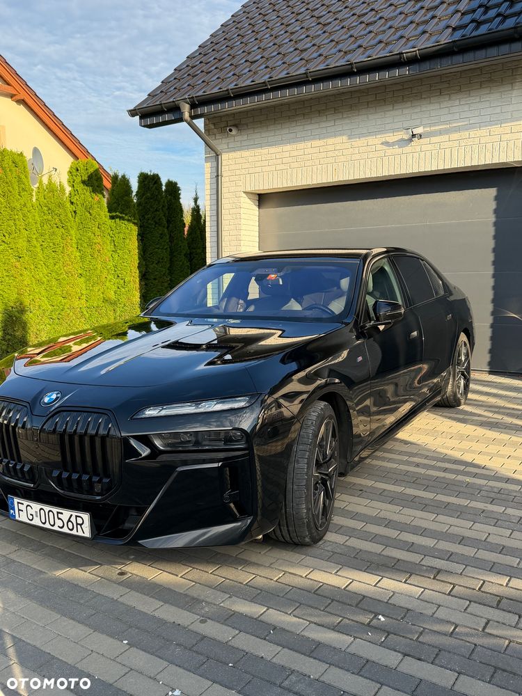 BMW Seria 7 - 1