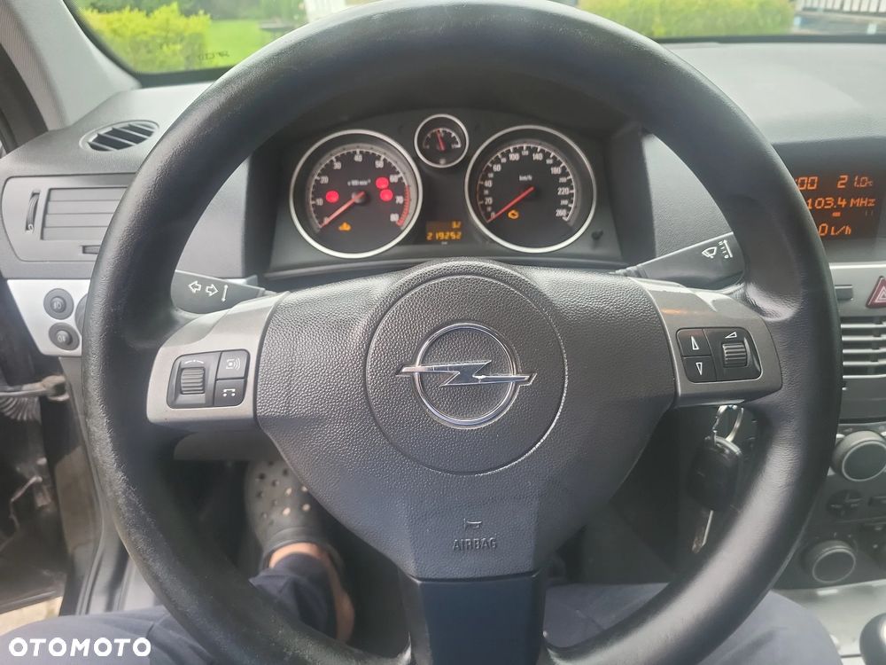Opel Astra 1.6 Enjoy - 33