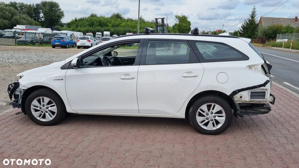 Toyota Auris - 10