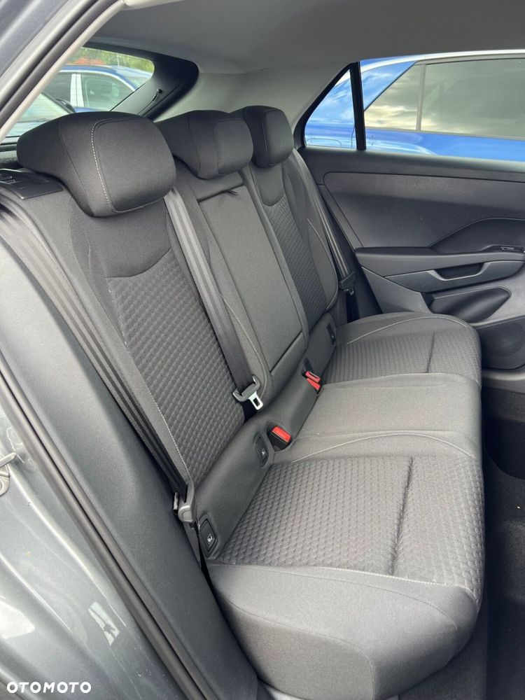 Volkswagen T-Roc 1.5 eTSI Life DSG - 6