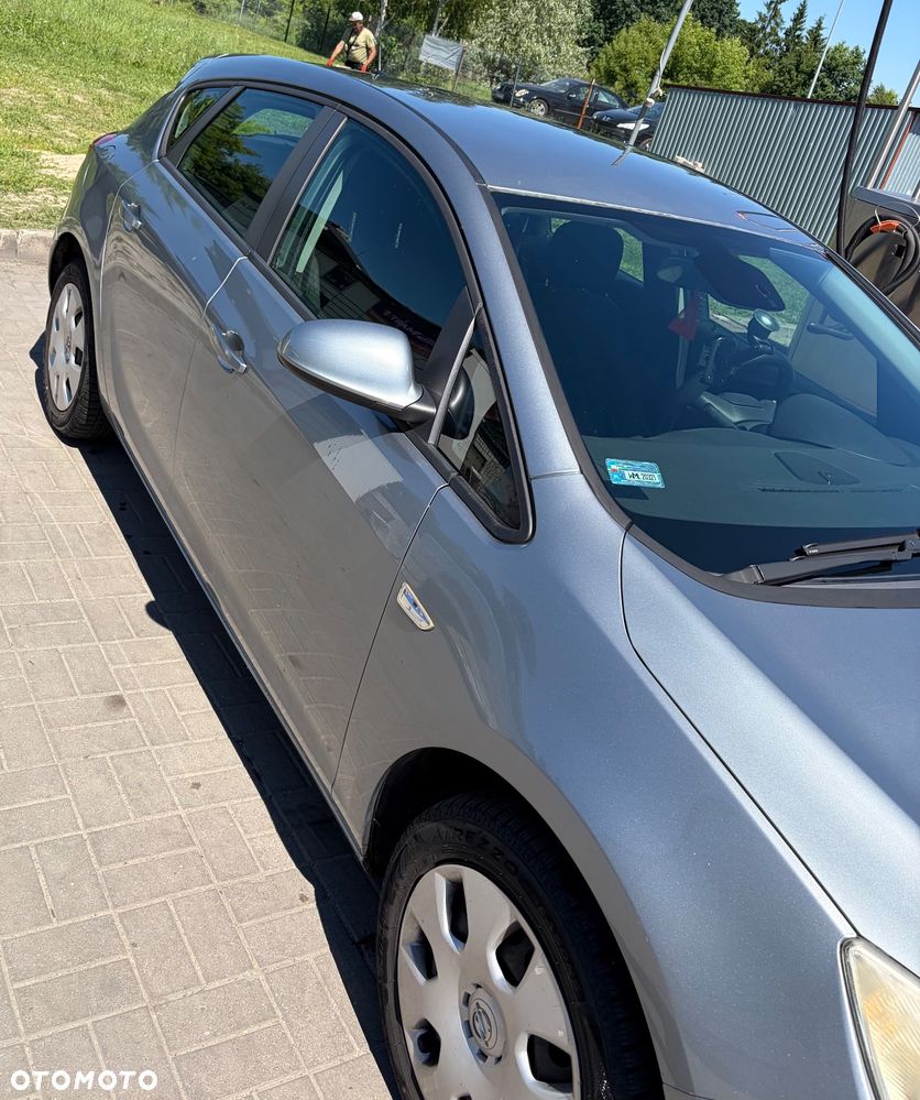 Opel Astra 1.7 CDTI - 2