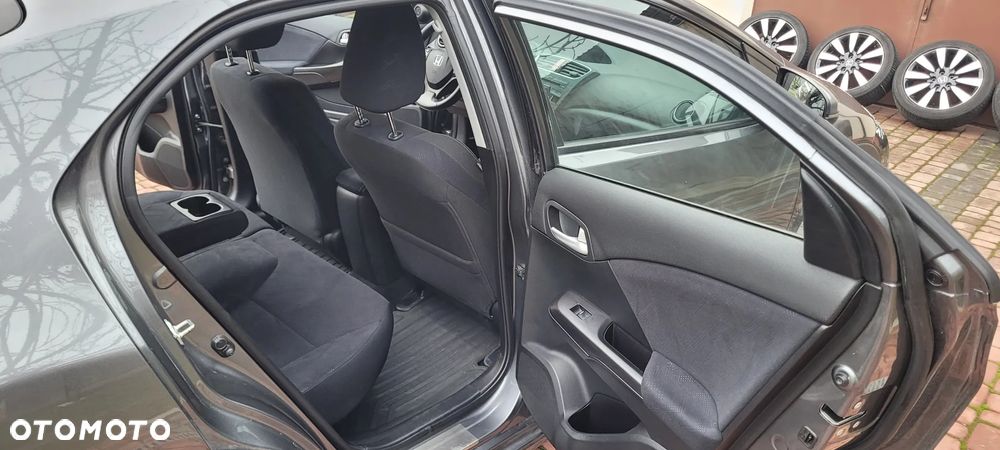 Honda Civic 1.4 Sport - 26