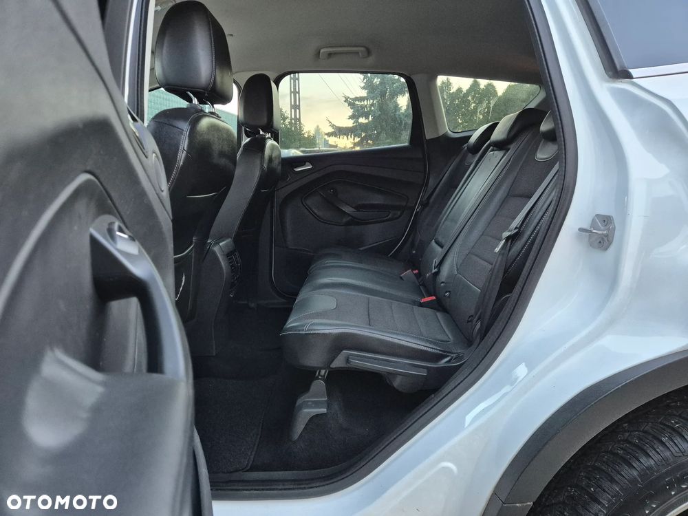Ford Kuga 2.0 TDCi Titanium - 16