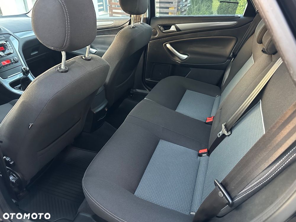 Ford Mondeo 2.0 Trend - 5