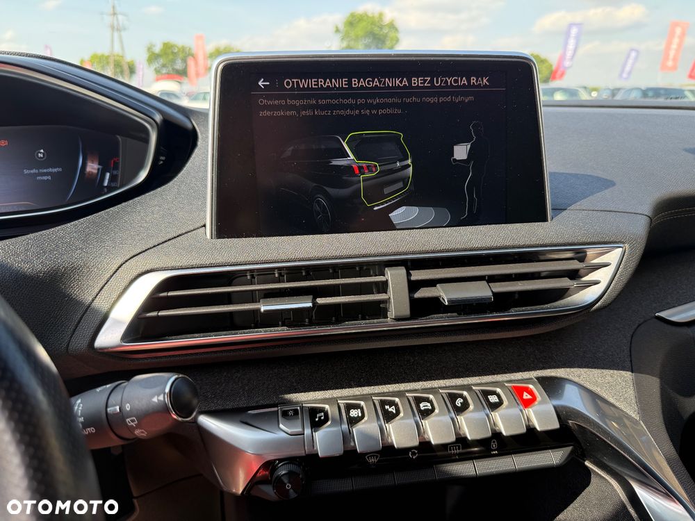 Peugeot 5008 1.6 PureTech GT S&S EAT8 - 32