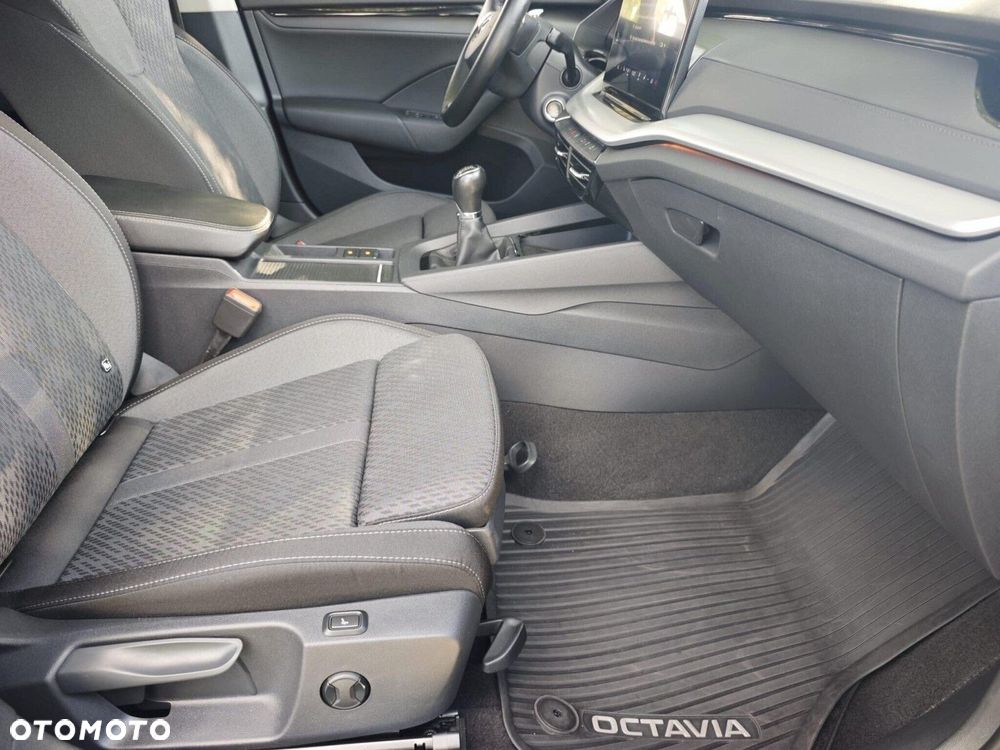Skoda Octavia 1.5 TSI GPF ACT Ambition - 12