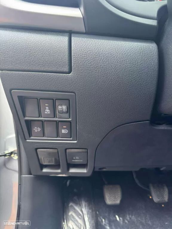 Toyota Hilux 4x4 Cabine Dupla Duty - 25