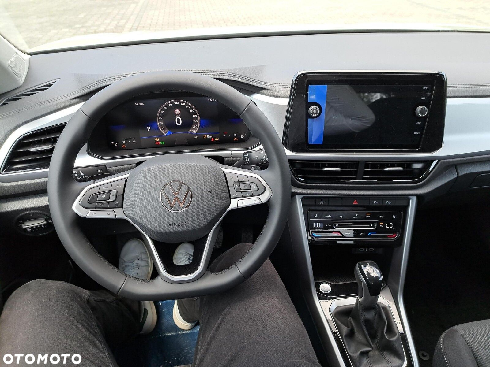 Volkswagen T-Roc 1.5 TSI Life Plus DSG - 13