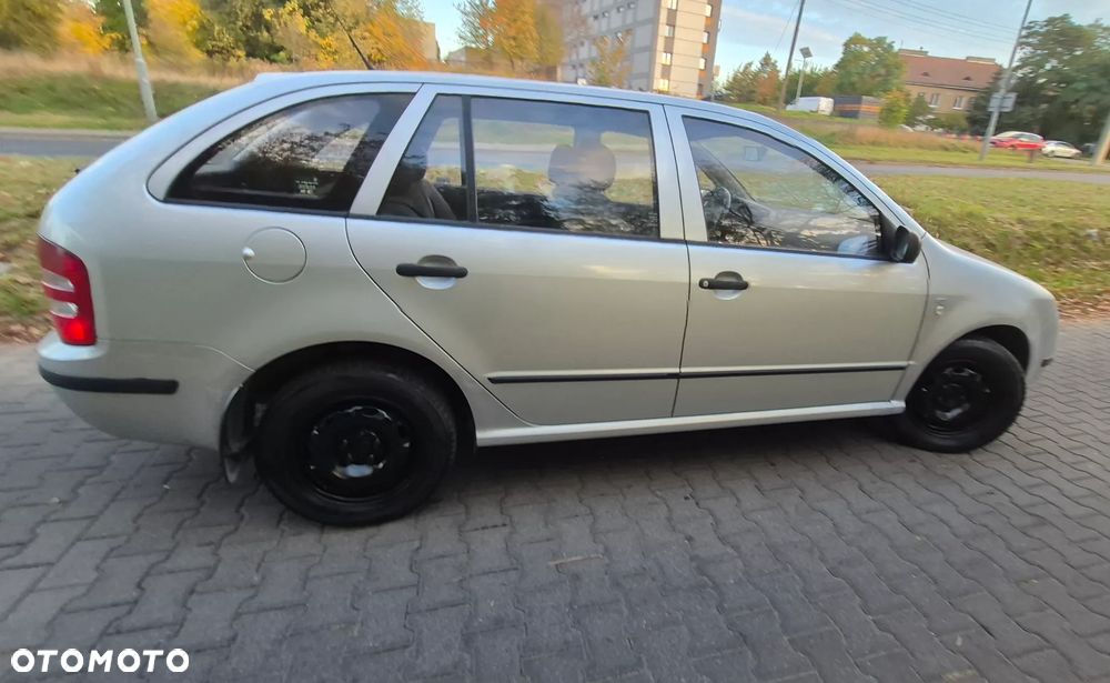 Skoda Fabia 2003 photo 5