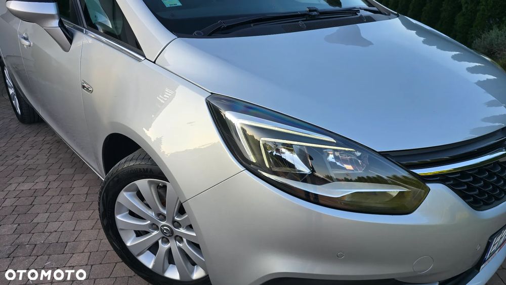 Opel Zafira - 13