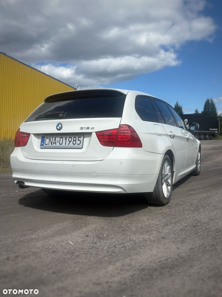 BMW Seria 3 318d Blue Performance Sport Line - 5