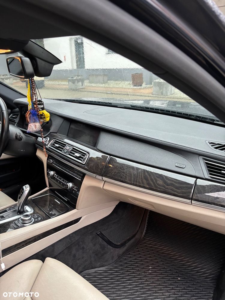 BMW Seria 7 730d - 7