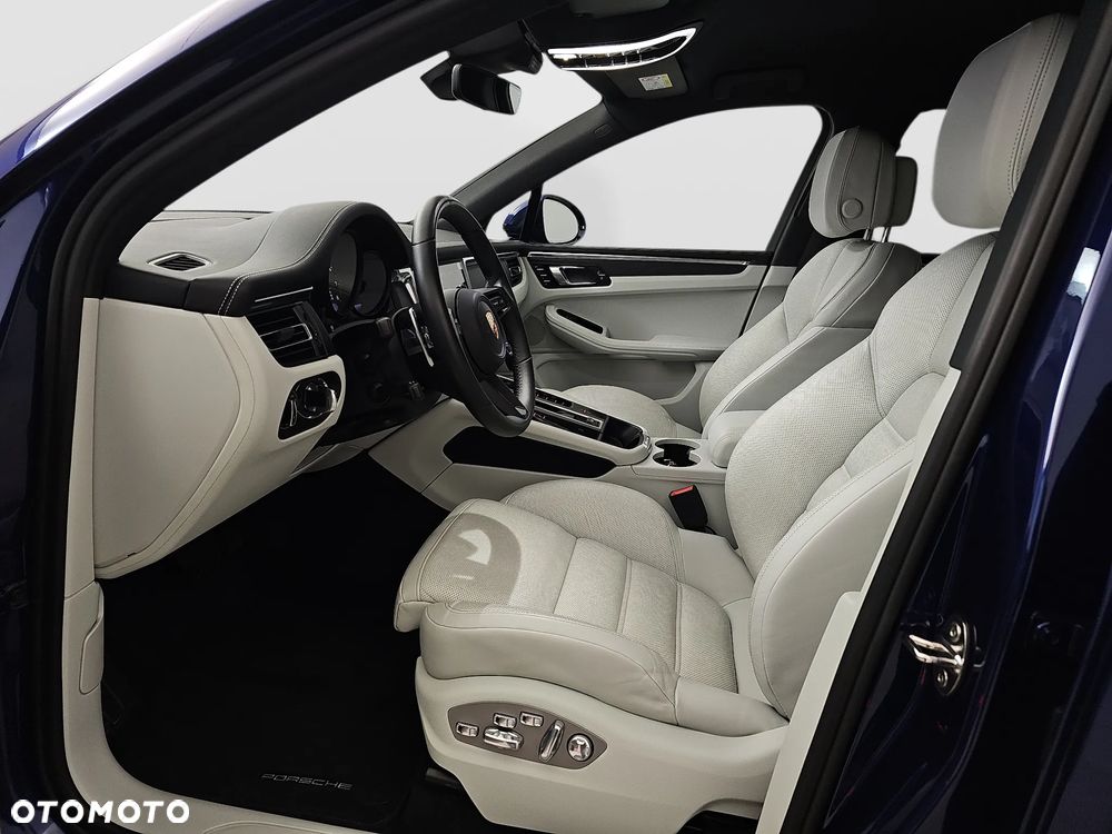 Porsche Macan Standard - 10