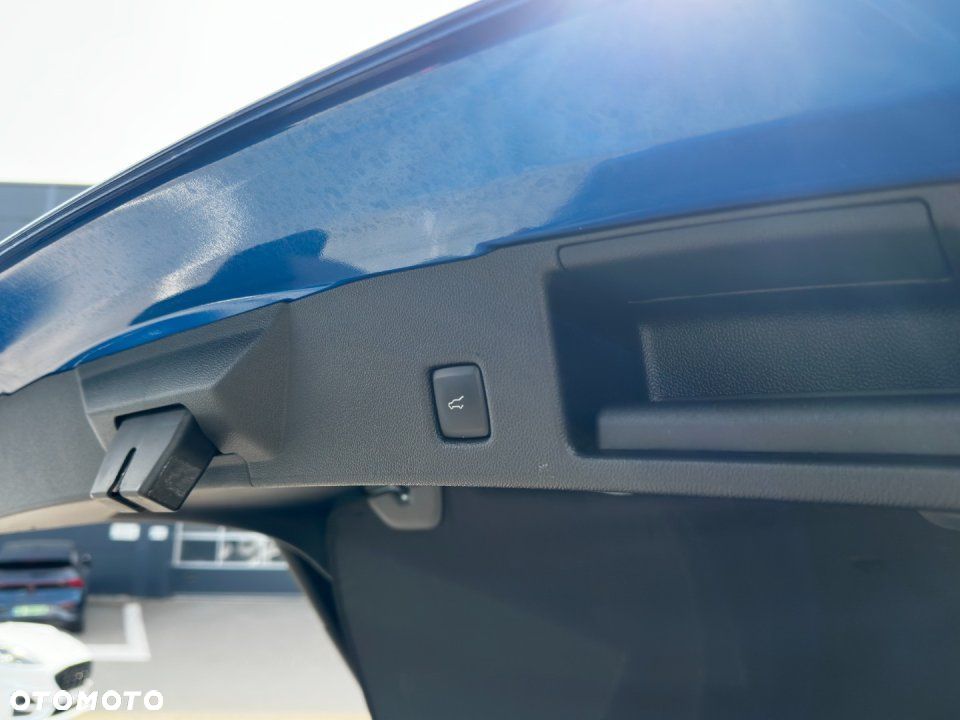 Ford Kuga - 28