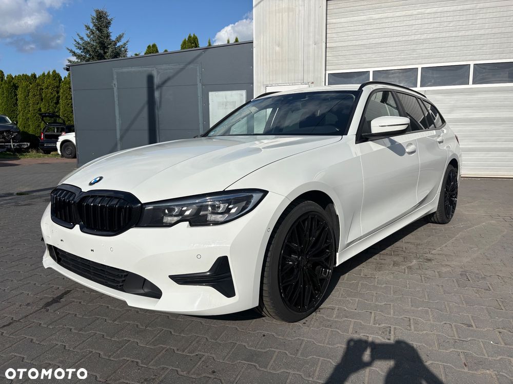 BMW Seria 3 316d mHEV - 1
