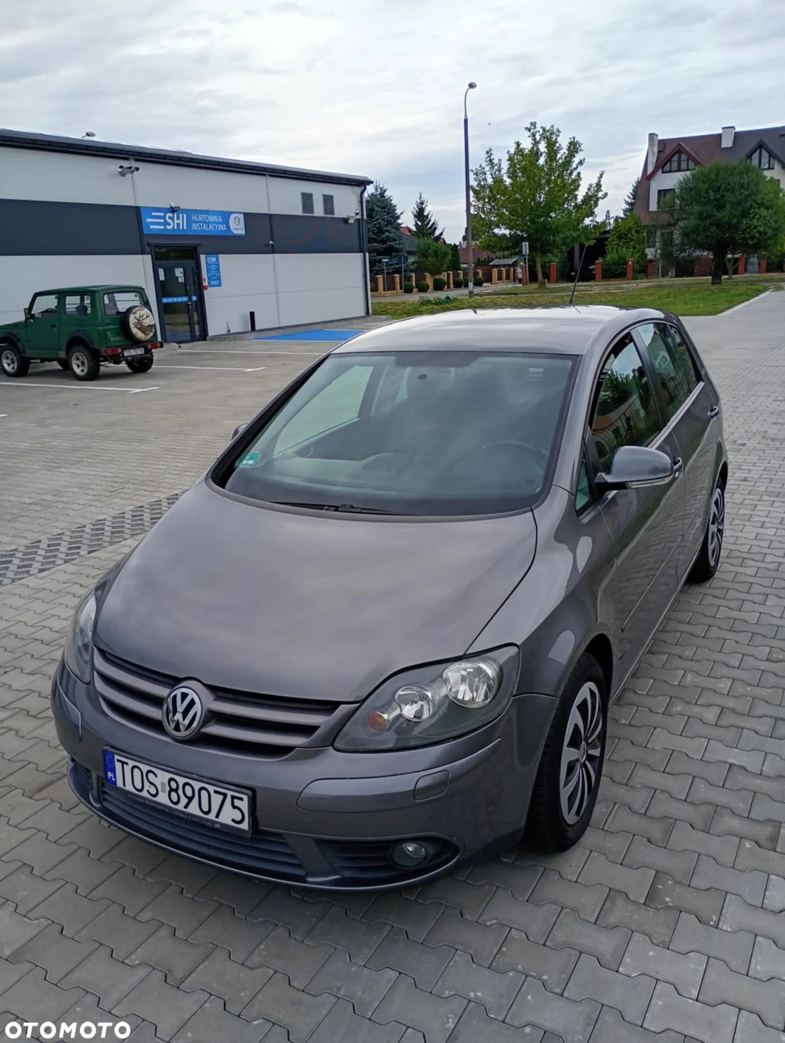 Volkswagen Golf Plus 1.4 Comfortline - 3