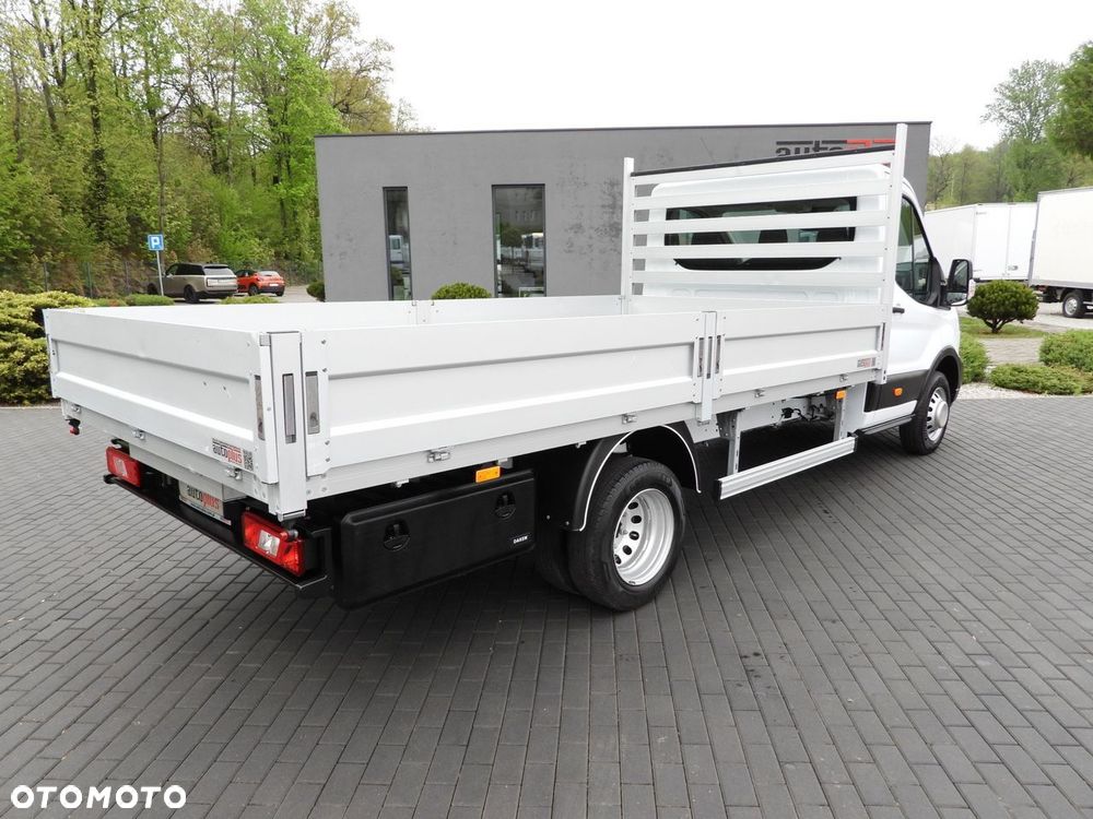 Ford TRANSIT SKRZYNIA 8 PALET TEMPOMAT BLIŹNIACZE KOŁA KLIMATYZACJA  170KM - 4