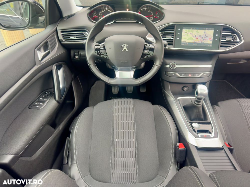Peugeot 308 - 7