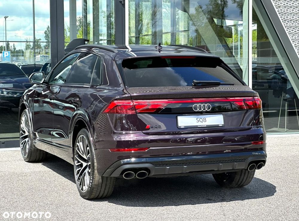 Audi SQ8 - 10