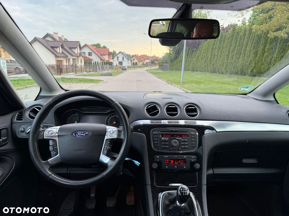 Ford S-Max - 9