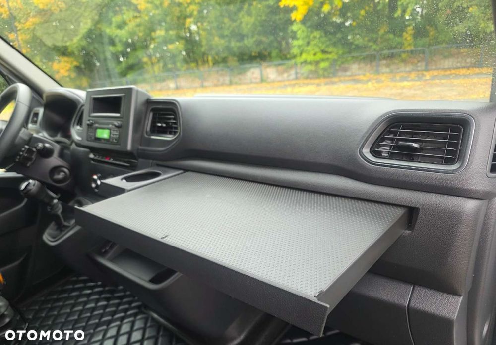 Renault Master - 24