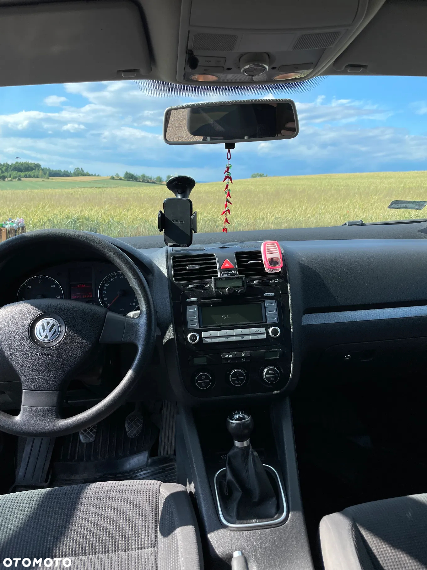 Volkswagen Golf - 6