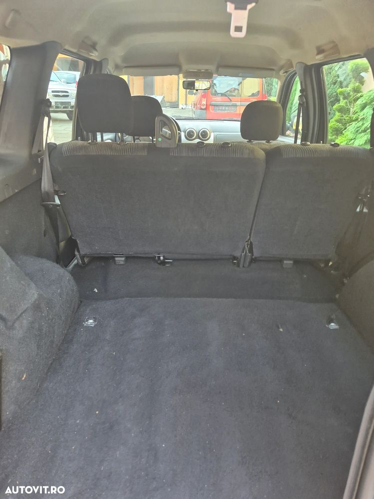 Dacia Logan 1.6 MPI Laureate - 9