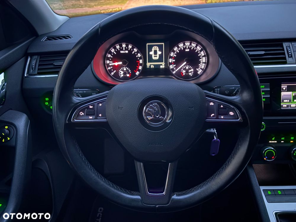 Skoda Octavia 1.6 TDI (Green tec) Active - 12