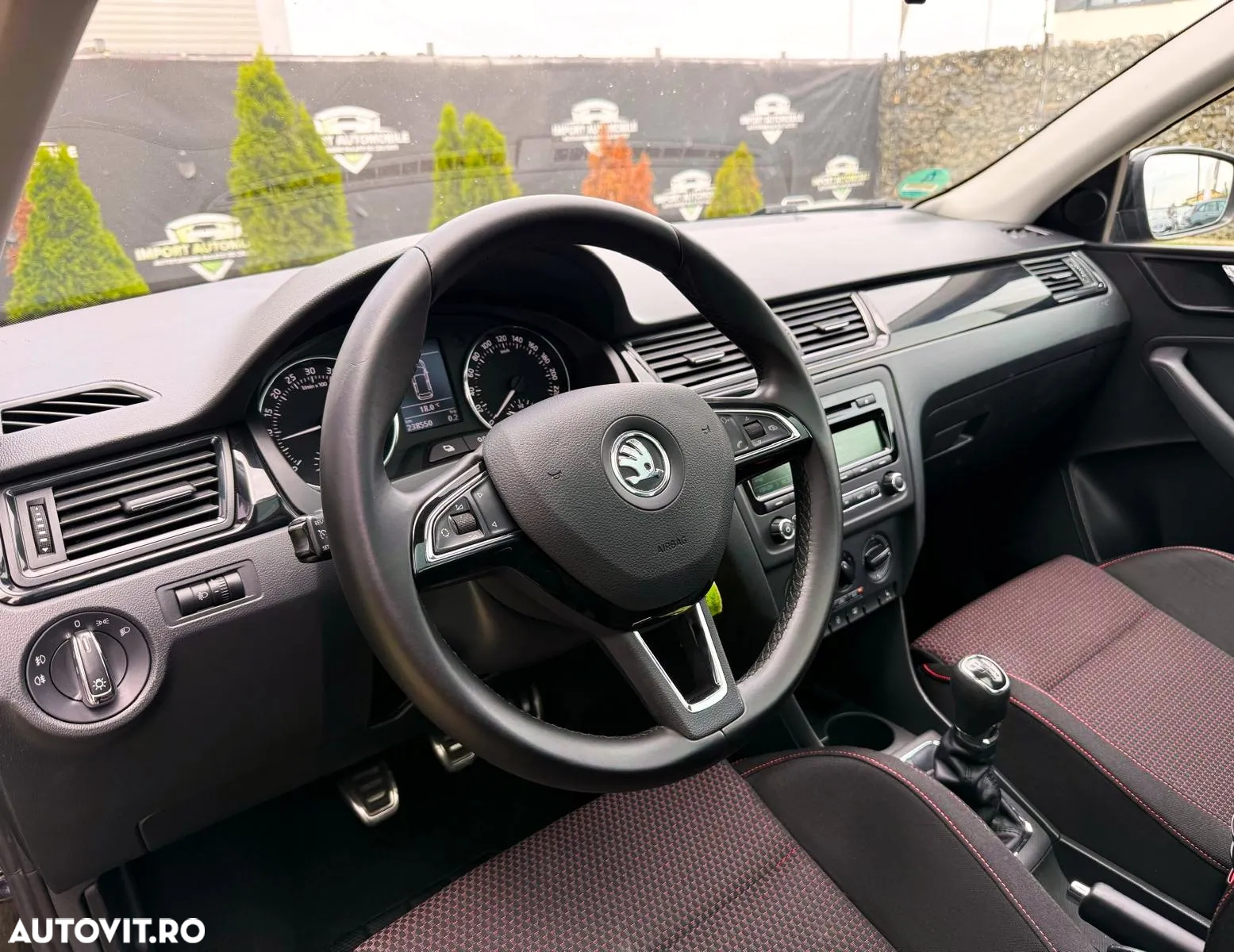 Skoda RAPID Spaceback 1.6 TDI Style+ Green tec - 7