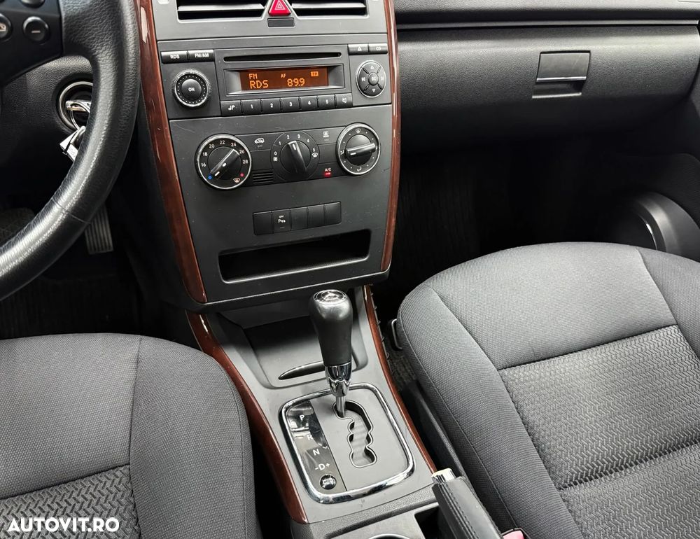 Mercedes-Benz A 150 Autotronic Elegance - 9