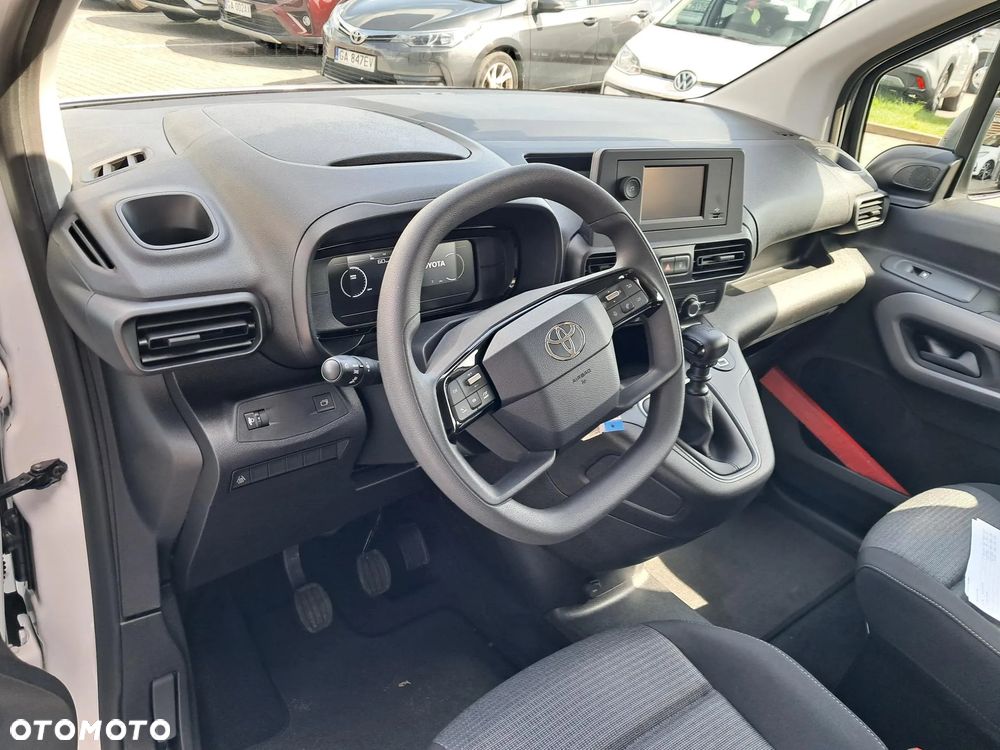 Toyota Proace City - 9