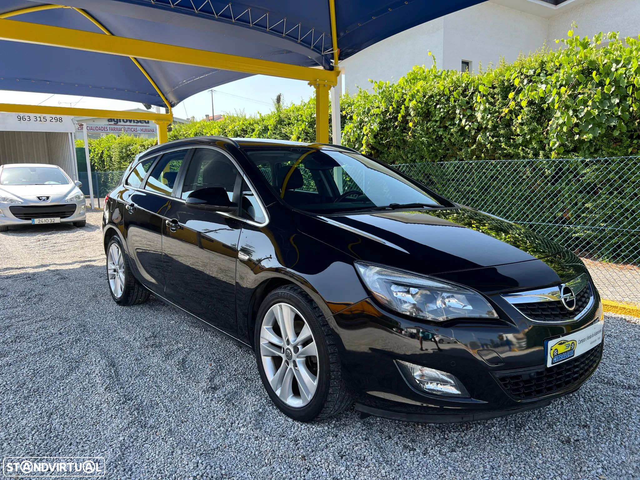 Opel Astra 1.7 CDTi Cosmo - 1