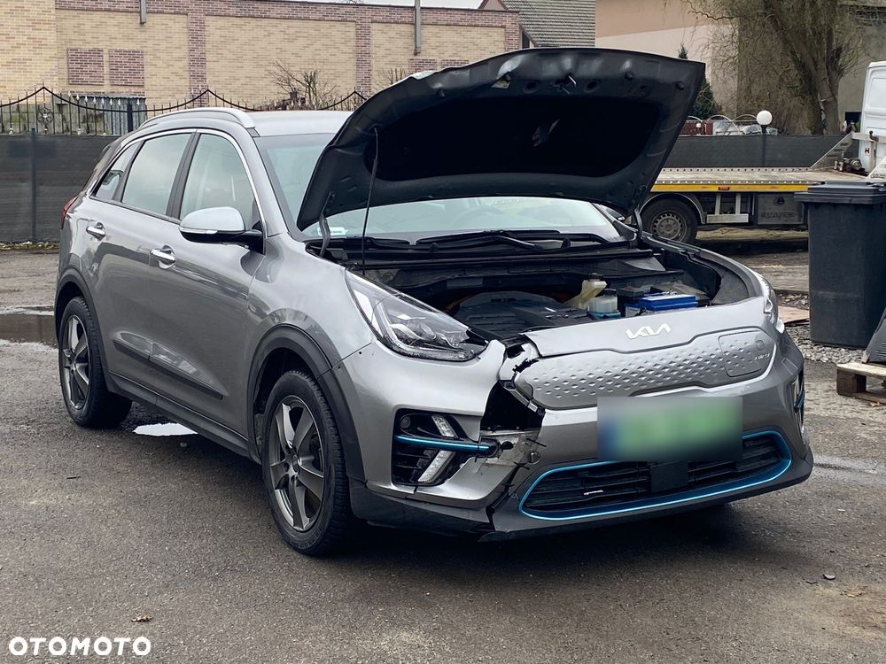 Kia Niro 64kWh M - 4