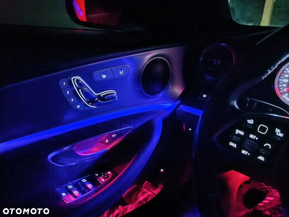 Mercedes-Benz Klasa E 220 d 9G-TRONIC Exclusive - 21