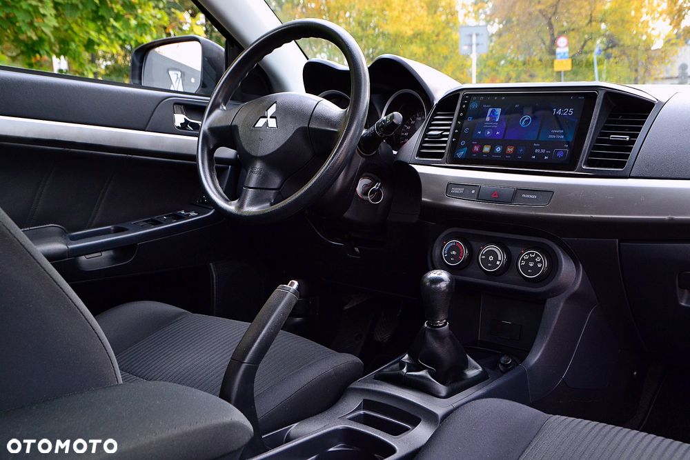 Mitsubishi Lancer Sportback 1.6 ClearTec - 12